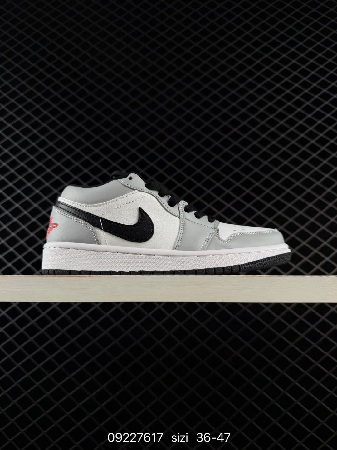 Air Jordan 1 Low AJ1-553558